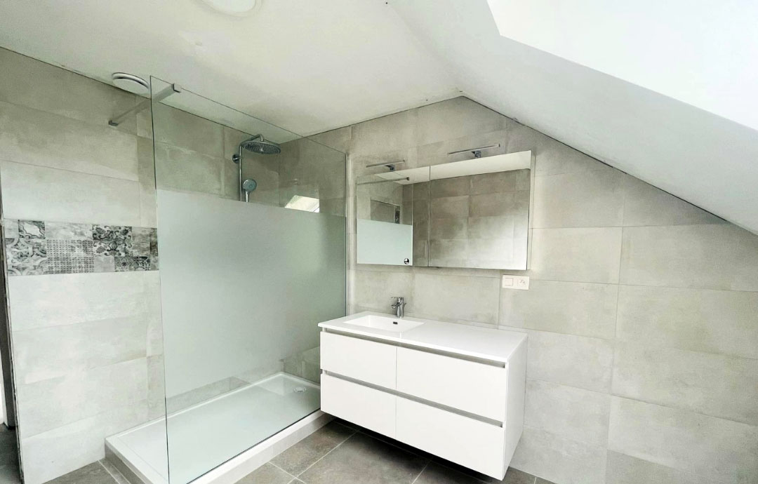 renovation de salle de bain a liege avec douche italienne